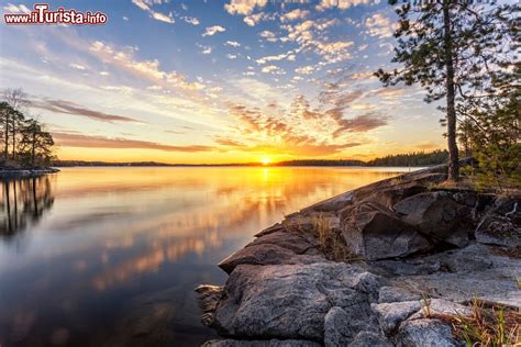 Kemenangan vs denmark memang akan sangat mereka kenang, tetapi russia yang. Tramonto sul Lago Saimaa, il più grande ... | Foto Finlandia