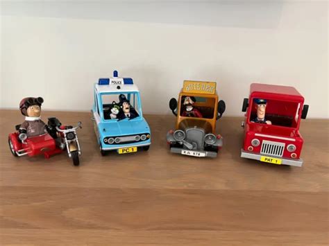 Postman Pat And Jess Figures With Post Van Police Car Motorbikesidecar And Truck £1400 Picclick Uk