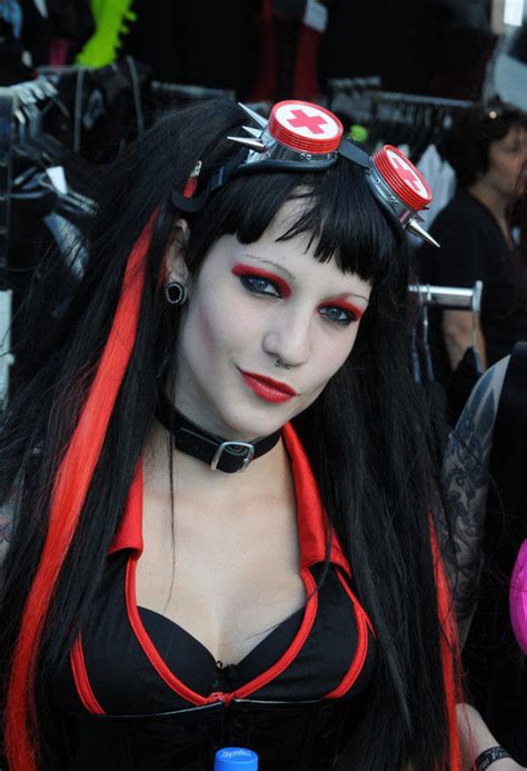 Hot Goth Chicks Rule 49 Pics