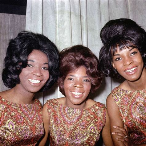 23 Incredible Pictures Of Motown In The 1960s Motown Martha Reeves