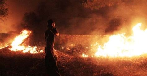 Jun 21, 2021 · geri dönüşüm tesisinde yangın söndürüldü 2 bayram yolunda feci kaza: Bodrum'da yangın paniği - Takvim