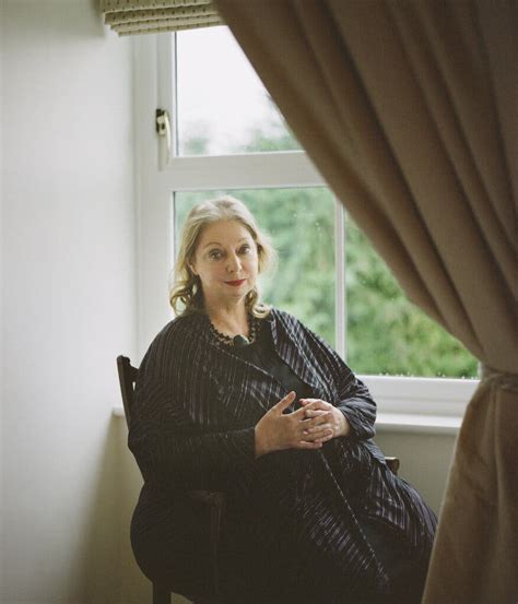 Hilary Mantel Prize Winning Author Known For ‘wolf Hall Dies At 70 The New York Times