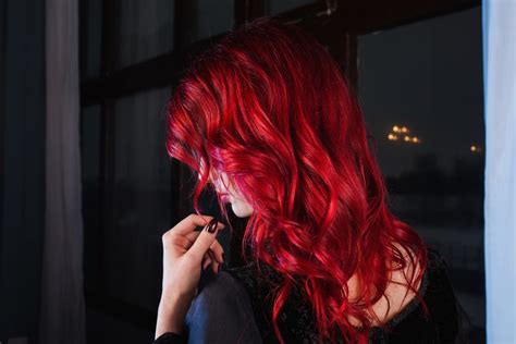 Comment Entretenir Des Cheveux Colorés En Rouge Magazine Avantages