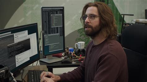 Thomas middleditch as richard hendricks. Dell Computer Monitors Used by Martin Starr as Bertram ...