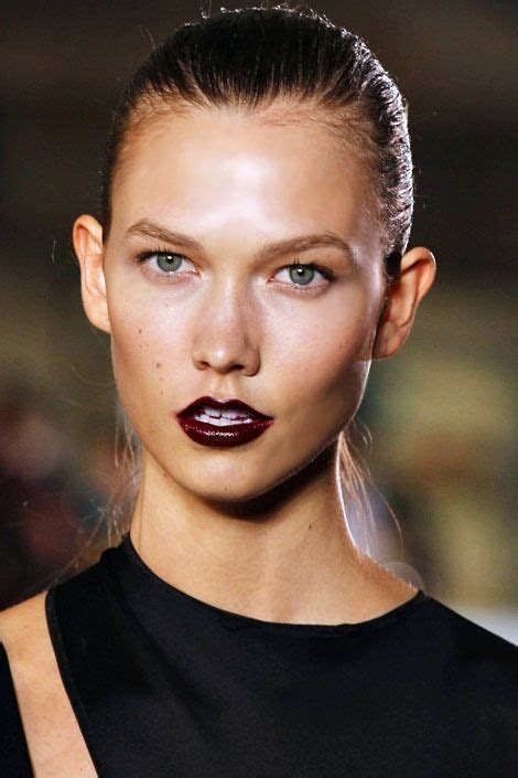 Karlie Kloss Runway Beauty Beauty Face Luminous Skin