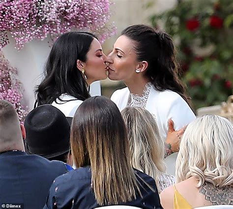 Married At First Sight Lesbian Couple Tash Herz And Amanda Micallef Kiss As They Film Wedding