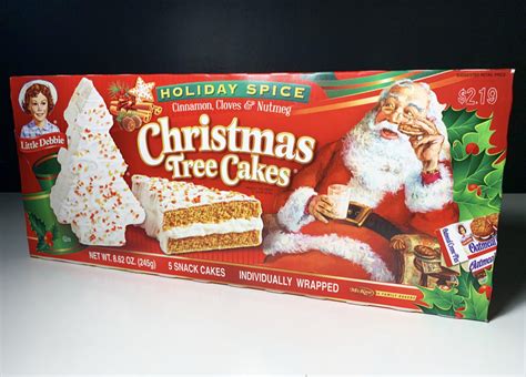 For the 3rd day before christmas we are making these cute little debbie inspired cakes! REVIEW: Little Debbie Holiday Spice Christmas Tree Cakes ...