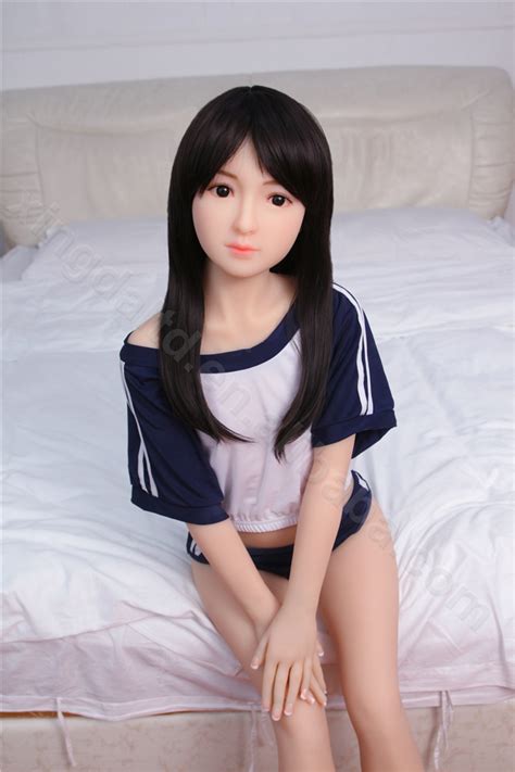 2018 New Cute 130cm Real Life Sex Toy Flat Breast Cheap Silicone Sex