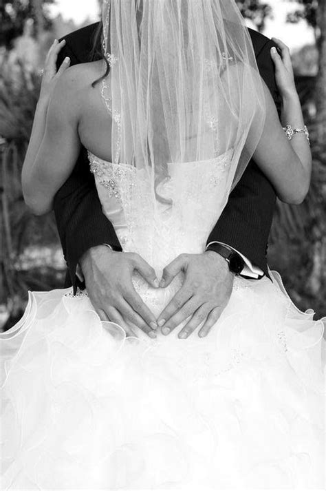 Beautiful Wedding Love Pose Pictures, Photos, and Images for Facebook ...