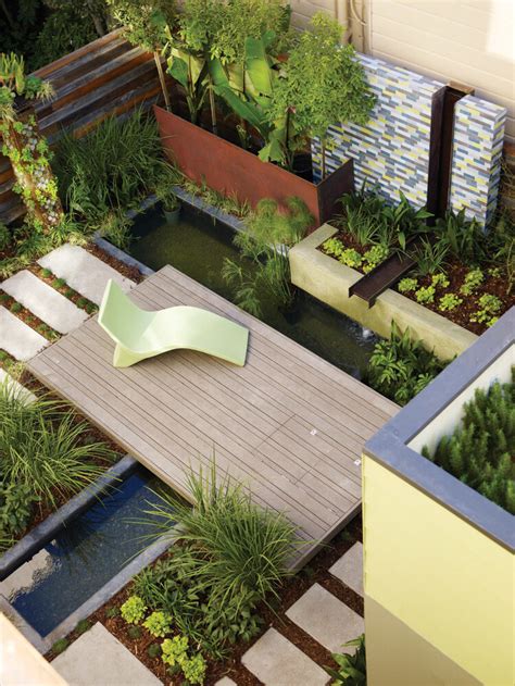 Get expert advice on how to design a garden, with ideas and practical tips on garden planning. Contemporary garden design: Ideas and Tips