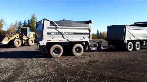 Dumping Tandem And Pup Trailer Youtube