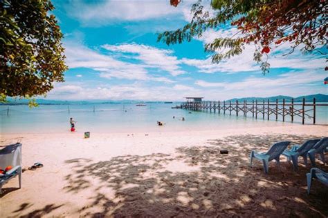 Take a 10 minutes boat ride from the kota kinabalu city to the island. (2018/19) Mari Mari Sepanggar Island Day Trip - HolidayGoGoGo