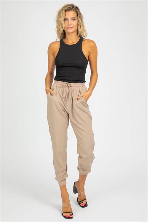 Tan Woven Joggers L In 2021 Joggers Outfit Women Summer Outfits