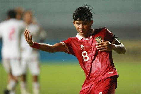 kaka pemain bola indonesia
