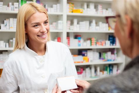 How To Become A Pharmacy Assistant A Hands On And Respected Job