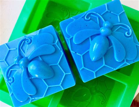 Find all your cool silicone molds here. silicone bumblebee mold - bumble bee mold - Beehive mold ...