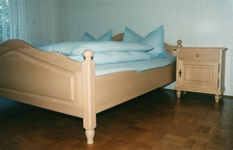 Komfort und sicherheit im eigenen bett. Bett Susanne in Fichte massiv - Relax Bettsysteme, Relax 2000, Loferer, Matratzen Holzkirchen ...