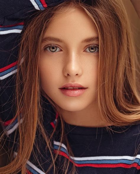 Maisie De Krassel With Images Beauty Girl Gorgeous Eyes Beautiful