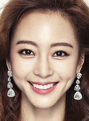 She made her acting debut in the sitcom nonstop 4 (2003), and has since played. Han Ye Seul - DramaWiki