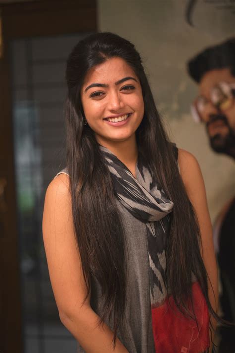 In keeping with the double trouble theme of the new bigg boss season, the actress has been paired with reality tv. Rashmika Mandanna New Latest HD Photos | Chalo, Geetha Govindam Movie Heroine Actress Rashmika ...