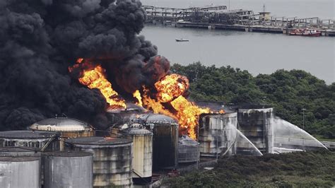 Un incendio è divampato nella notte nell'area logistica della compagnia grimaldi che si trova vicino al varco colombo (ex quattro venti). Seguro Notícias » Seguro poderia diminuir prejuízos com ...