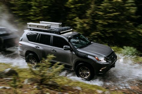 Lexus GX 460: The Mid-Size Luxury SUV That Nobody Is Talking About