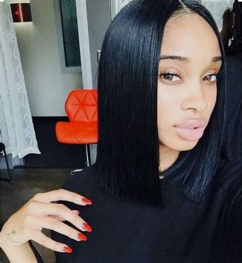 Middle part bob with curls. Middle part bob | Hair, Hair styles, Hair laid