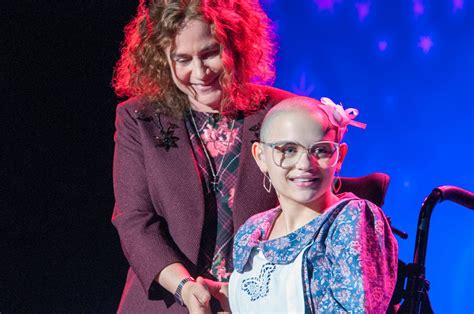 True Story of Gypsy Rose Blanchard That Inspired The Act Hulu Series