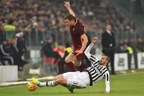 'il corriere dello sport' assure that the agreement with roma is done and the attacker will sign for two seasons with the club. Edin Dzeko Photos Photos - Juventus FC v AS Roma - Serie A ...