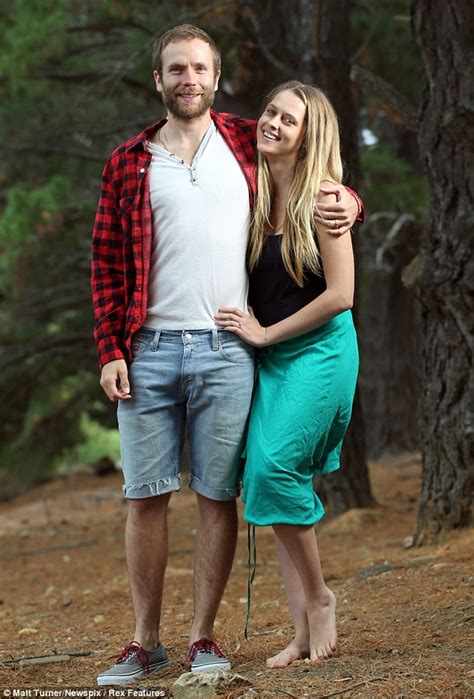 The australian actress announced on instagram that she's expecting another baby with her husband mark webber. Teresa Palmer announces she is expecting her first child ...