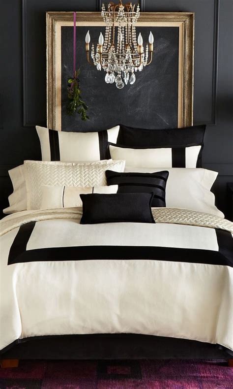 Whether you want inspiration for planning black white master bedroom or are building designer black white master bedroom from scratch, houzz has 240 pictures from the best designers, decorators, and architects in the country, including melcham homes and space grace & style. 15 Luxurious Black and Gold Bedrooms