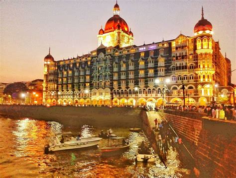 Hotel Taj Mumbai At Night Hotel Big Ben Landmarks