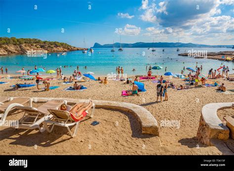 Playa De Cala Bassa Sant Antoni De Portmany La Isla De Ibiza Islas