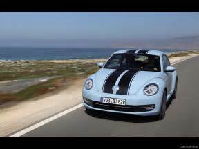 2012 Volkswagen Beetle Light Blue With Stripes Front Caricos