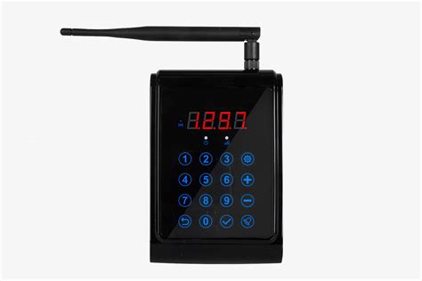 Describes the history of radio paging and looks at the key components inside a typical pager. Coaster pager kit R-90 | ROYAL RECS