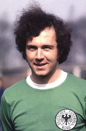17 hours ago · beckenbauer erinnerte sich an eine anekdote mit dem ausnahmefußballer aus der gemeinsamen zeit beim deutschen rekordmeister: franz beckenbauer 70s