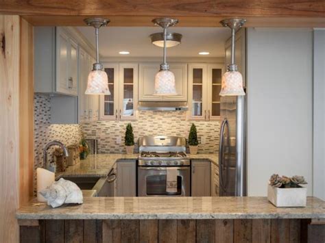 Visit diynetwork.com get kitchen decorating ideas, see kitchen pictures and take a virtual tour of the contemporary kitchen at blog cabin 2013. Kitchen Pictures From Blog Cabin 2013 | DIY Network Blog ...