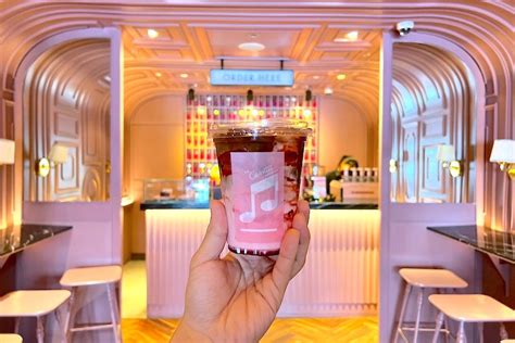 The Cassette Coffee Bar Bangkok All Pink Coffee Bar With Pink Drinks Menu Opens At Siam