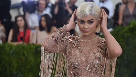 Kylie Jenner Hacked Twitter User Chikri98 Claims To Have Her ‘nudes