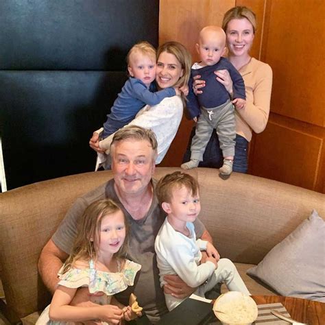 News Break Hilaria Baldwin Shares Rare Photo Of Her And Alecs Entire