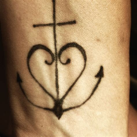Wrist Tattoo Faith Love Hope Tattoos Pinterest