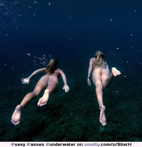 Sexy Asses Underwater Diving