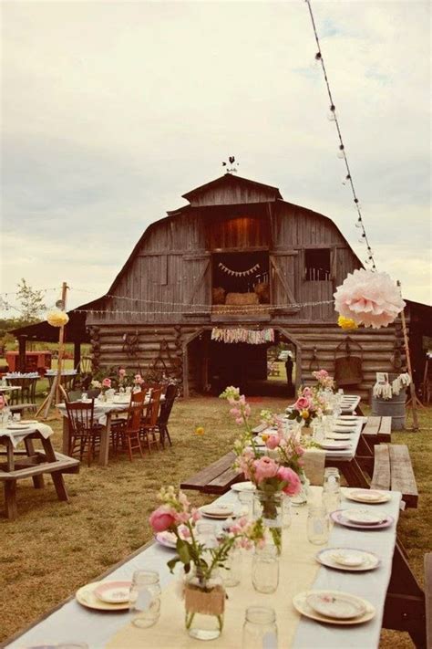 Rustic Wedding Made Innovative And Interesting With Barn Weddings Farm