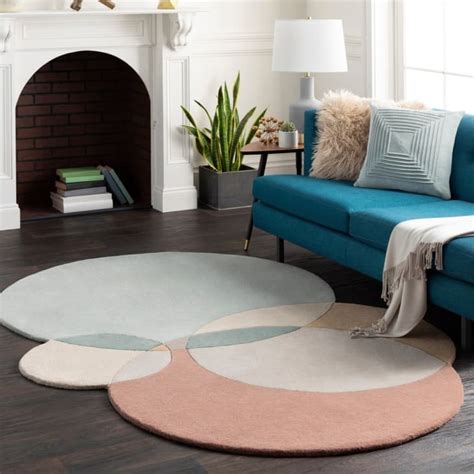 Were Loving These Funky Irregularly Shaped Rugs Apartment Therapy