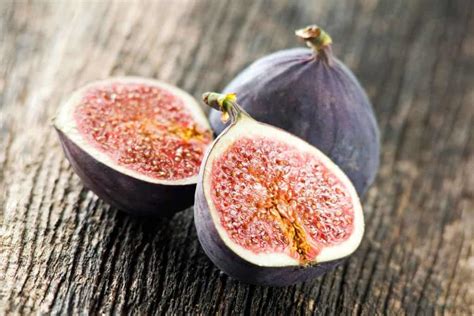 What Do Figs Taste Like Definitive Guide Medmunch