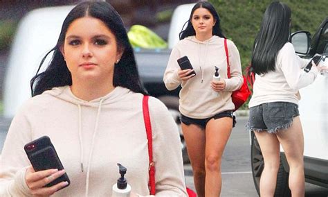 Ariel Winter Steps Out After Shocking Claims About Mother Daily Mail