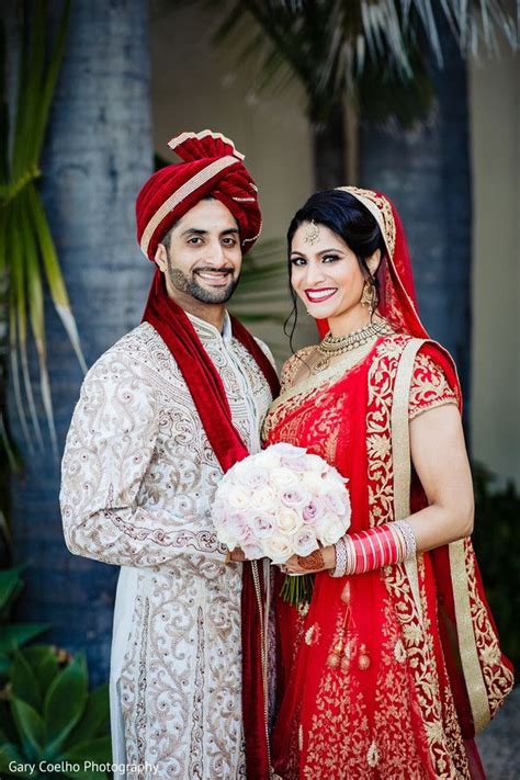 Maharani — maharàni ž <n mn e, g maharánā> definicija maharadžina žena etimologija hind. Maharani and Maharaja on their wedding ceremony outfit ...
