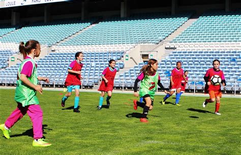 Em 1969 o futebol feminino voltou a ser realizado na inglaterra, motivo pelo qual começou a se expandir fora do seu território. Festa do Futebol Feminino vai ter recorde de participantes