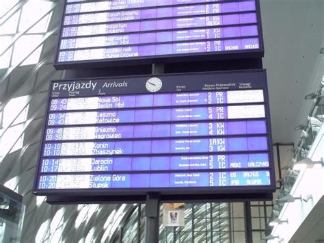 Składanka ze stacji poznań główny. Poznan Glowny Railway Station (Posen) - Aktuelle 2020 ...