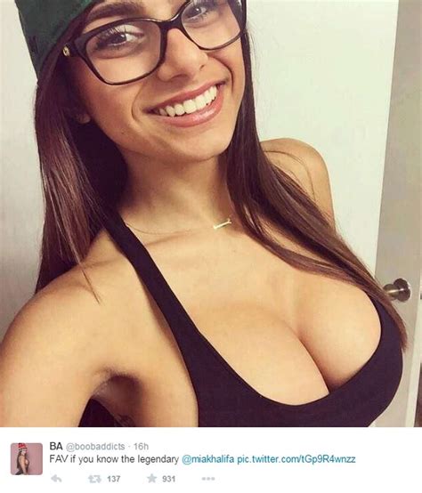 Whataburger To Mia Khalifa A Popular Porn Star With Texas Ties Who Wants Franchise No Thank You
